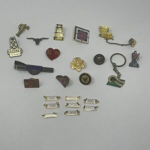 Vintage Pin Lot Keychain Tie Clip Borger Texas Oil VFW Girl‎ Scout Bowling Quilt
